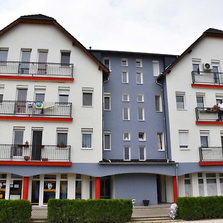 Pilikan Apartments Ленти Екстериор снимка