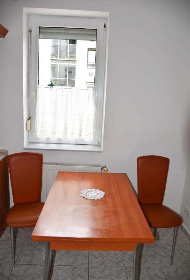 Pilikan Apartments Ленти Екстериор снимка